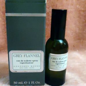 New in box Gray Flannel toilette spray 30ml/1floz